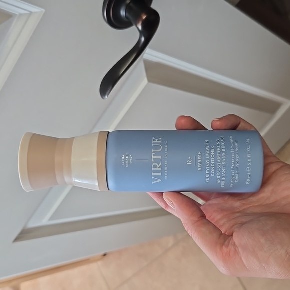 Virtue Purifying Leave-In Conditioner - Picture 2 of 2